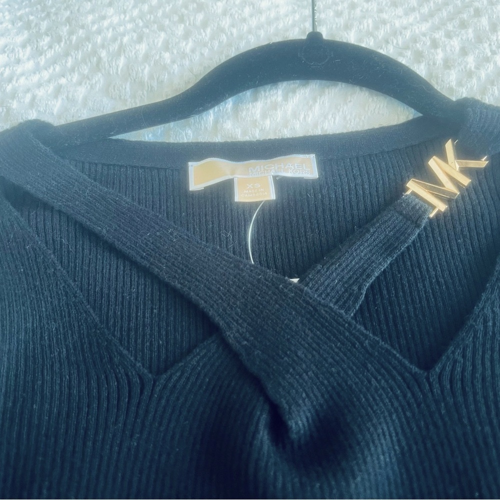 NWT/NW Michael Kors Black Ribbed sweater